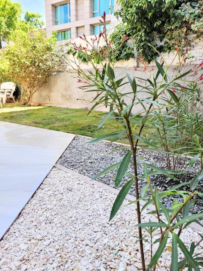 "Casa Amalia Apartamentos" Plaza Italia Y Av Aristides A 50Mts, Lugar Con Jardin Mendoza Kültér fotó