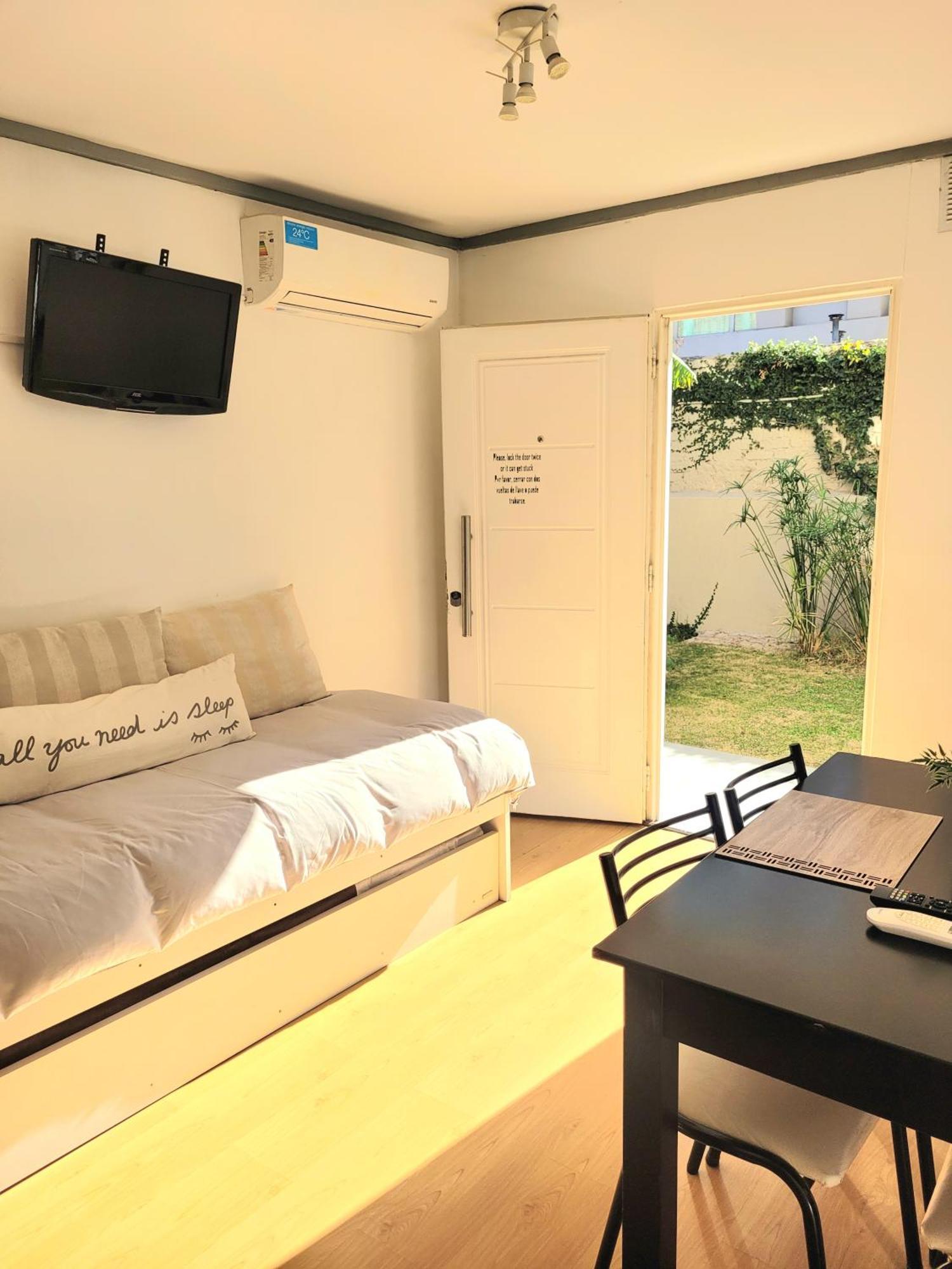 "Casa Amalia Apartamentos" Plaza Italia Y Av Aristides A 50Mts, Lugar Con Jardin Mendoza Kültér fotó